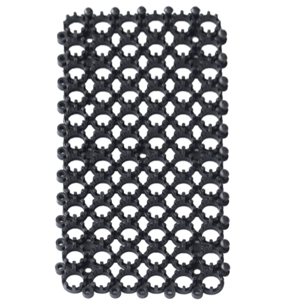 Interlocking Flow Throu Carpet 2